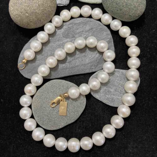 Round Freshwater Lustrous Pearls 10MM